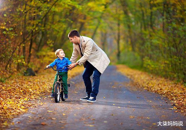 大柒妈妈说|重庆两幼童坠楼，竟是亲生父亲推下，可见大多数家庭育儿现状