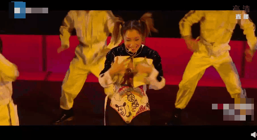 关晓彤|818晚会一言难尽，怎么做到难看的那么难看，好看的又特好看的？