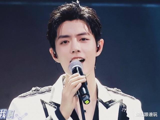 肖战|全程对着肖战的脸拍？东方卫视春晚，是真的了解他的优势！