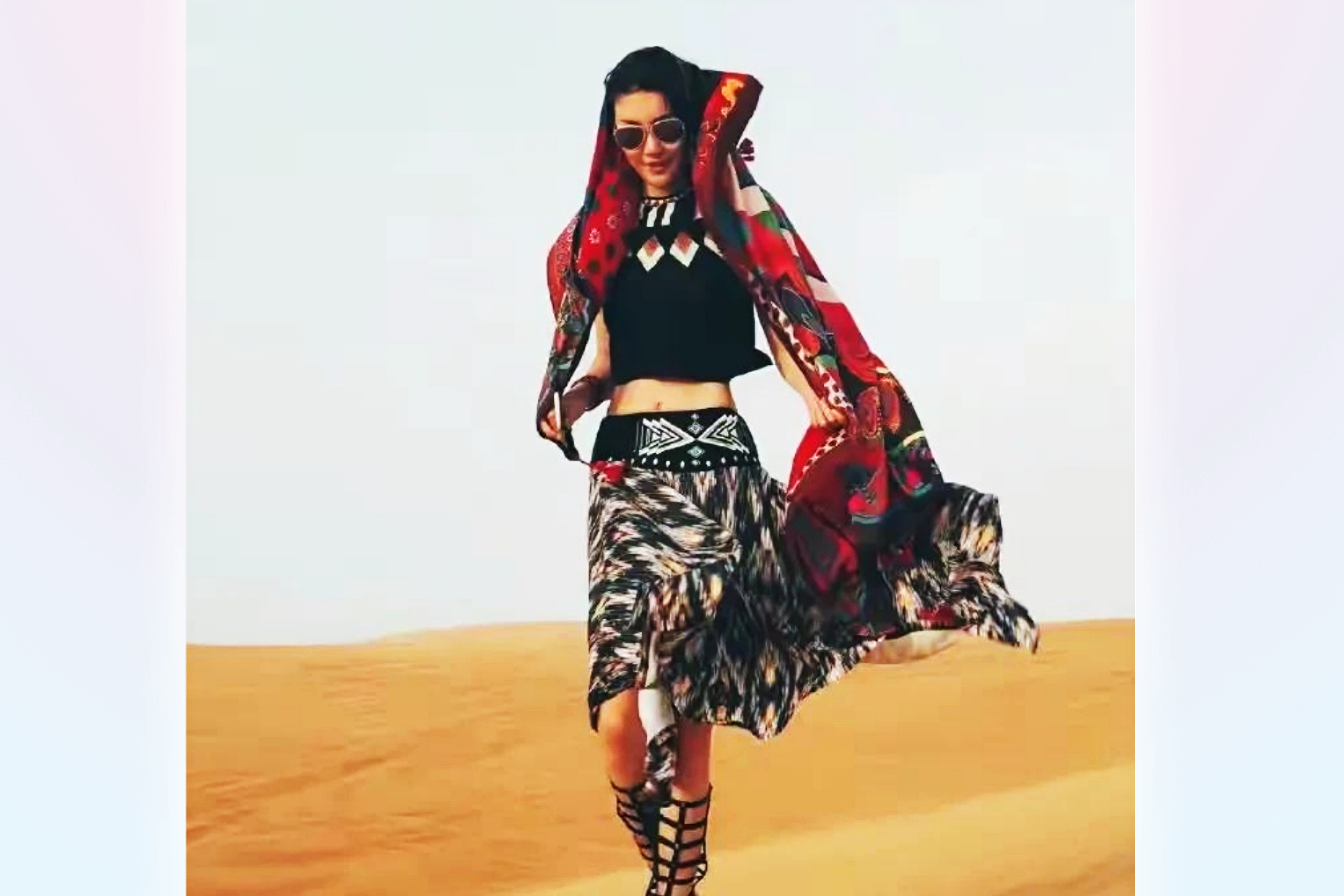 董洁|前妻是老潘，现女友也是？看似憨厚老实，为何身边的女人皆如此？