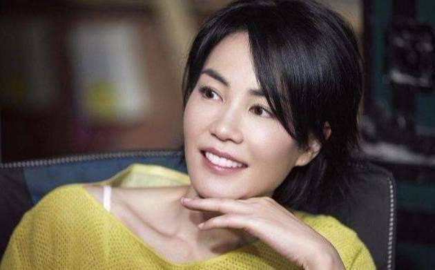 好物官|51岁王菲养出“少女肌”，自曝26年护肤秘诀，网友直呼：简单有效