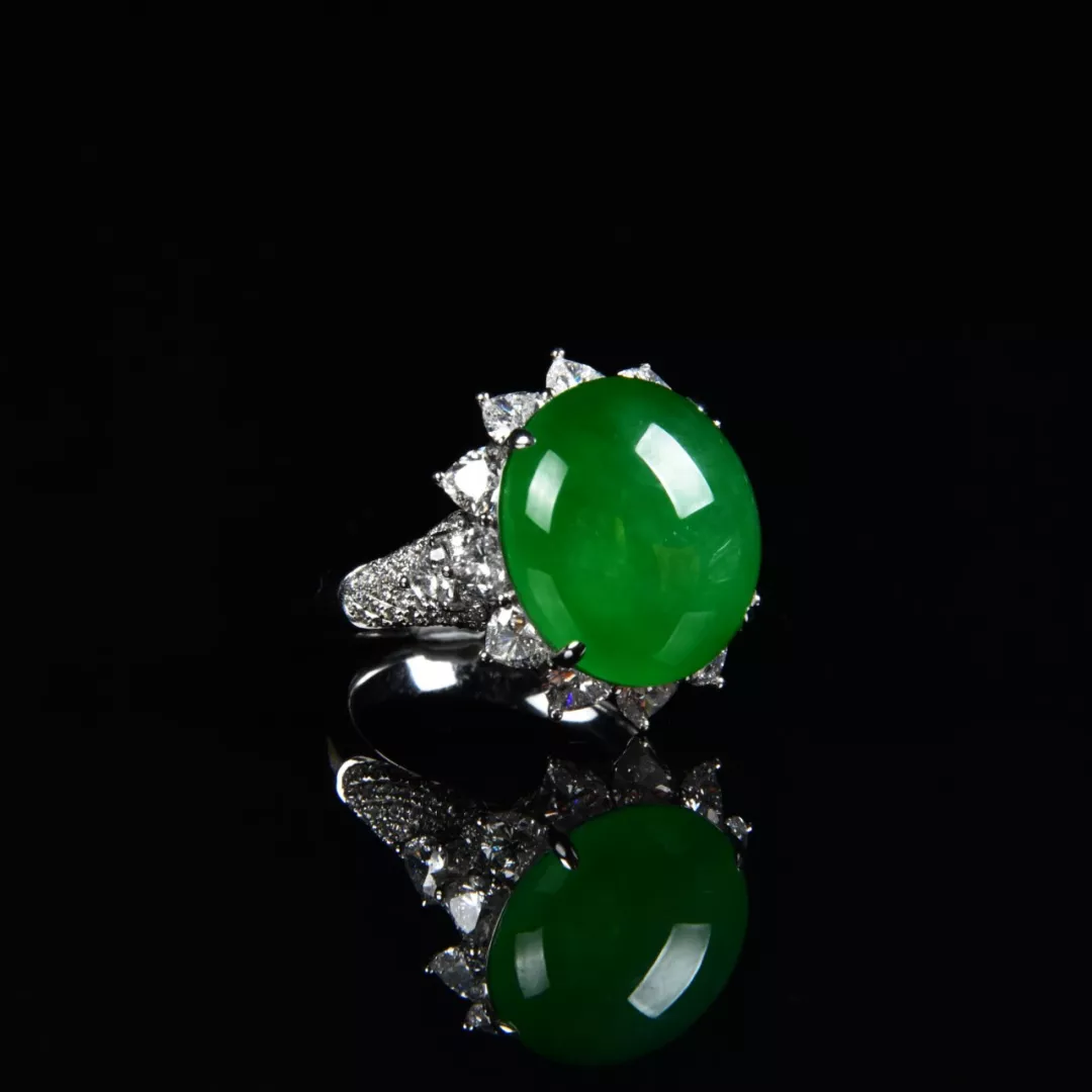 钱币|翡翠戒面的厚度很重要，会直接影响到它的价值