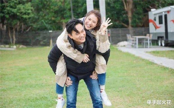 披荆斩棘的哥哥|《披荆斩棘的哥哥》热播，15位嫂子齐亮相，嫂子们颜值差距大