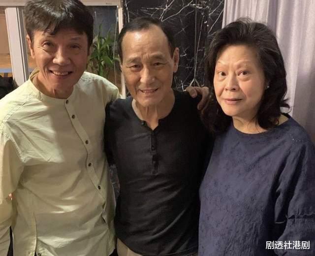 陈惠敏|香港武打巨星患肺癌后罕见露面,眉毛几乎全白,77岁才注册结婚
