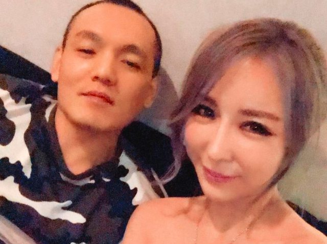 密会|35岁男星疑恋情曝光！工作空档与美女酒店密会，绯闻多自曝难稳定