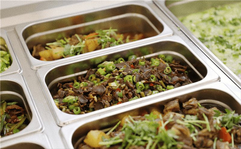 天霸战队|天霸战队官方深夜放毒,“路人”凡尔赛回复,网友:该减肥了