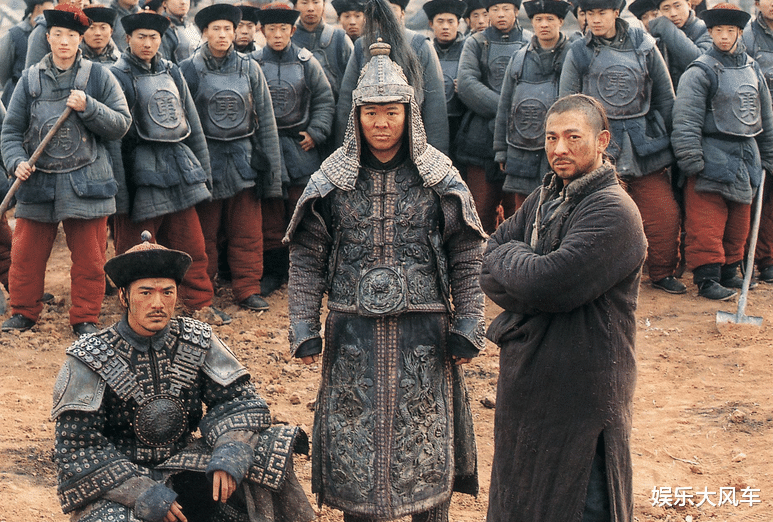 白宇|白宇再演“双男主剧”，请来半个娱乐圈顶流做配，看清男主：难怪