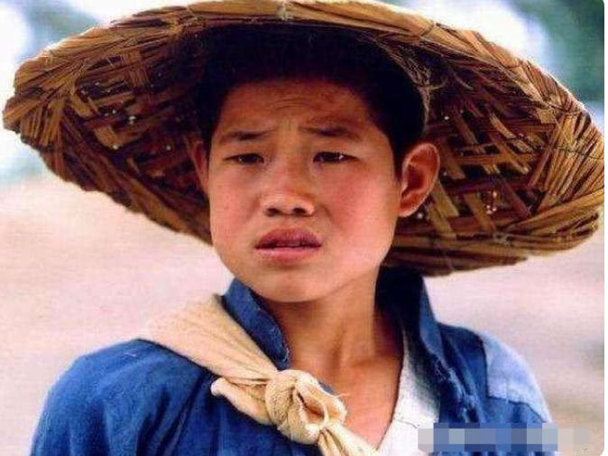 谢孟伟|“嘎子哥”娶妻生子，成人生赢家，座驾霸气十足