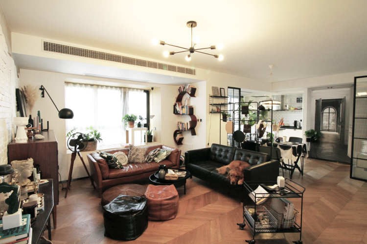 老上海也可以同样年轻，在家中也能感受咖啡厅的氛围，清透又时尚