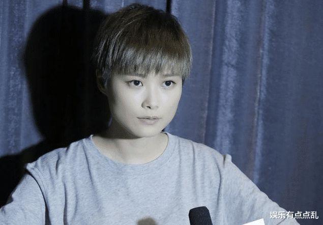 肖战|李宇春评价肖战唱功, 表示沸腾之夜后不再和他同台, 原因笑翻全场