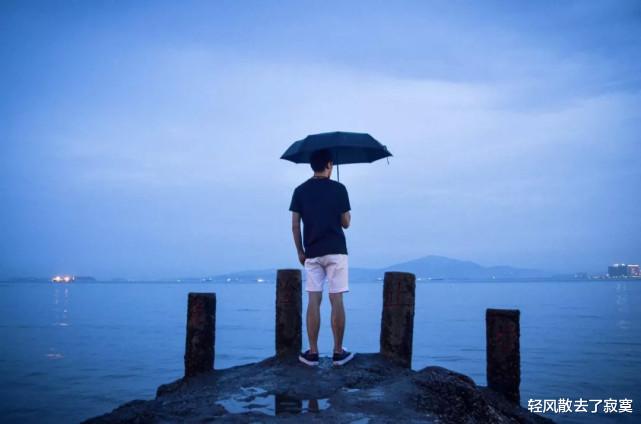 李冰冰|餐馆老板烧炭自杀，李冰冰从荧幕消失：成年人的生活，都是在渡劫