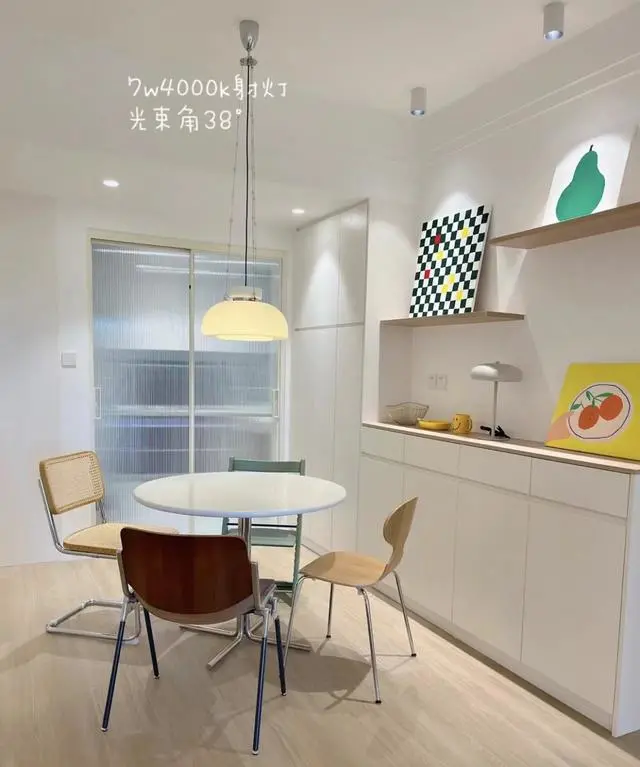 他们家81㎡，用原木+现代简约，打造成日式混搭风，平淡又温馨