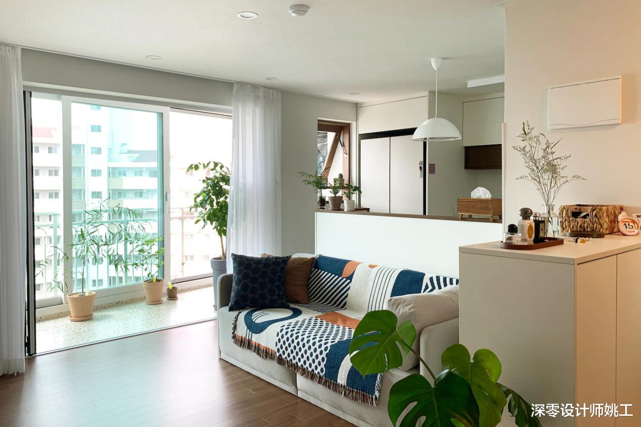 孩子上高中买了套二手学区房, 一分为二的阳台, 看着太通透了!