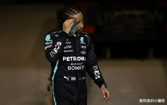 F1|逆转！争议！这场F1决战，足以载入史册