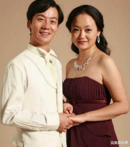 陈创|陈创：因丑靠“狗”走红，今秦海璐为他作配，47岁头发花白仍单身