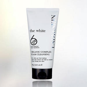 淡妆|男生洗面奶哪一种美白 清洁比较强的美白洗面奶推荐