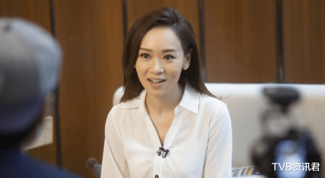 TVB|TVB港姐携女儿亮相惹热议！结婚2年老公从未曝光，连儿子都随母姓