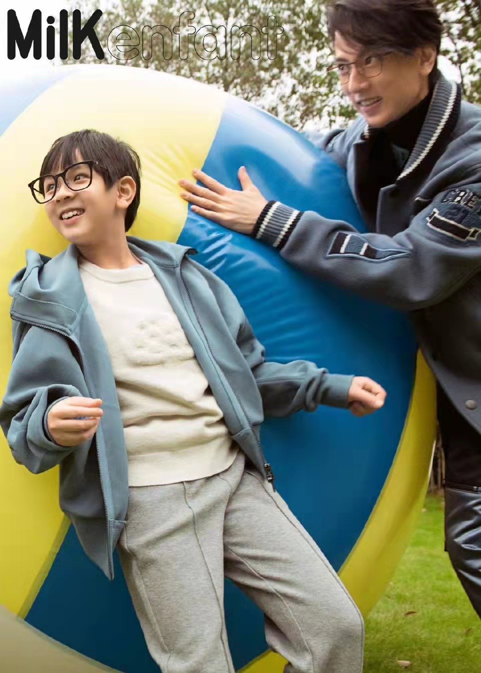 寻龙之幽冥地宫|吴尊一家三口拍大片！女儿戴贝雷帽颜值逆袭成名媛，儿子比爸爸帅