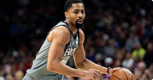 篮网队|勇士官宣雷神代替品已找到!与篮网曝地震交易,1换2,库里迎神经刀射手!