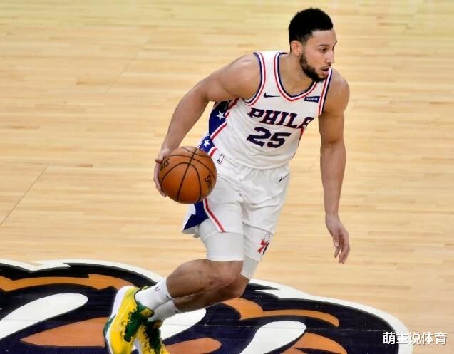 澳网|突发！湖人首位交易对象出炉，11+4前锋或联手詹皇，头号劲敌诞生