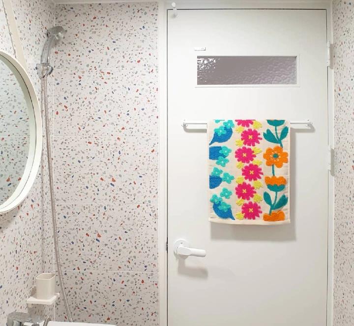 小夫妻独占一层楼,自装坚决舍弃“假高级”的吊顶,幸福感倍增!