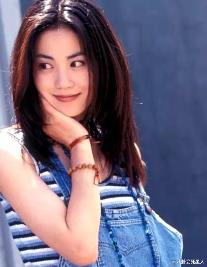 王艳|谁说鼻子高才出美人?这10位小鼻子、塌鼻子女星,个个精致可爱