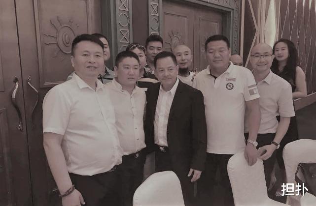 刘德华|曾帮谢贤免几千万赌债，还救了成龙一命，刘德华也欠他一个大人情