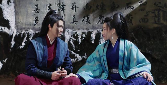 暮白首|《暮白首》世人皆惧的明尊墨幻，一生厌恶孤独，却活成了孤家寡人