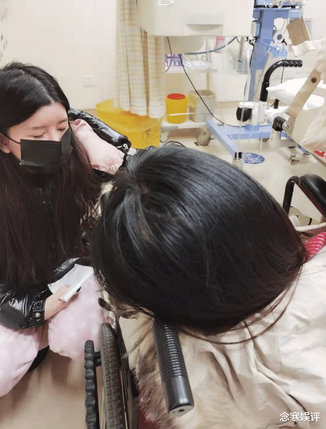 王力宏|Yumi吞药轻生送进抢救室，好友指责王力宏胆小怕事，不敢说出真相