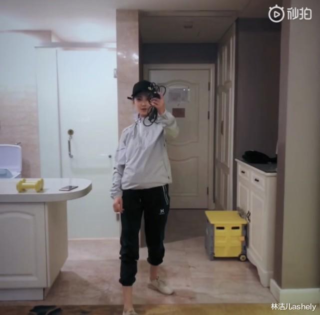 叶璇|孙俪一天跳1800下，陈钰琪一收工就跳绳，女明星都在用跳绳减肥？