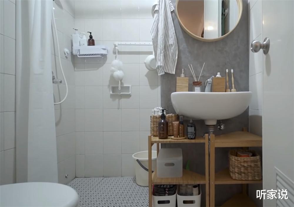 电视背景墙|印尼程序员小哥买下35㎡蜗居，人生中第一套房，面积虽小也要精致