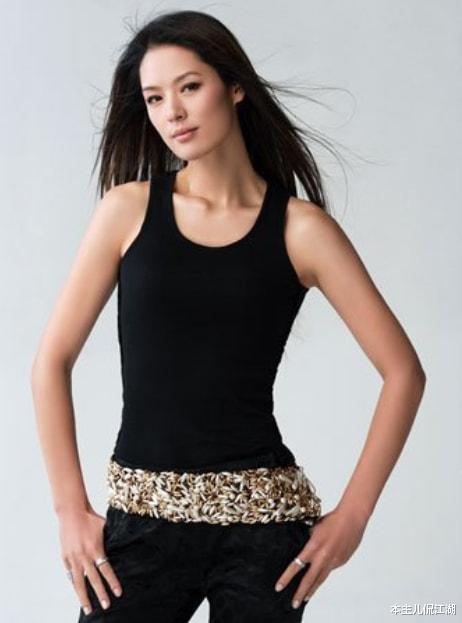 何超莲|嫁3婚大15岁导演，将女儿改姓，46岁独自带娃，马艳丽如今怎样了