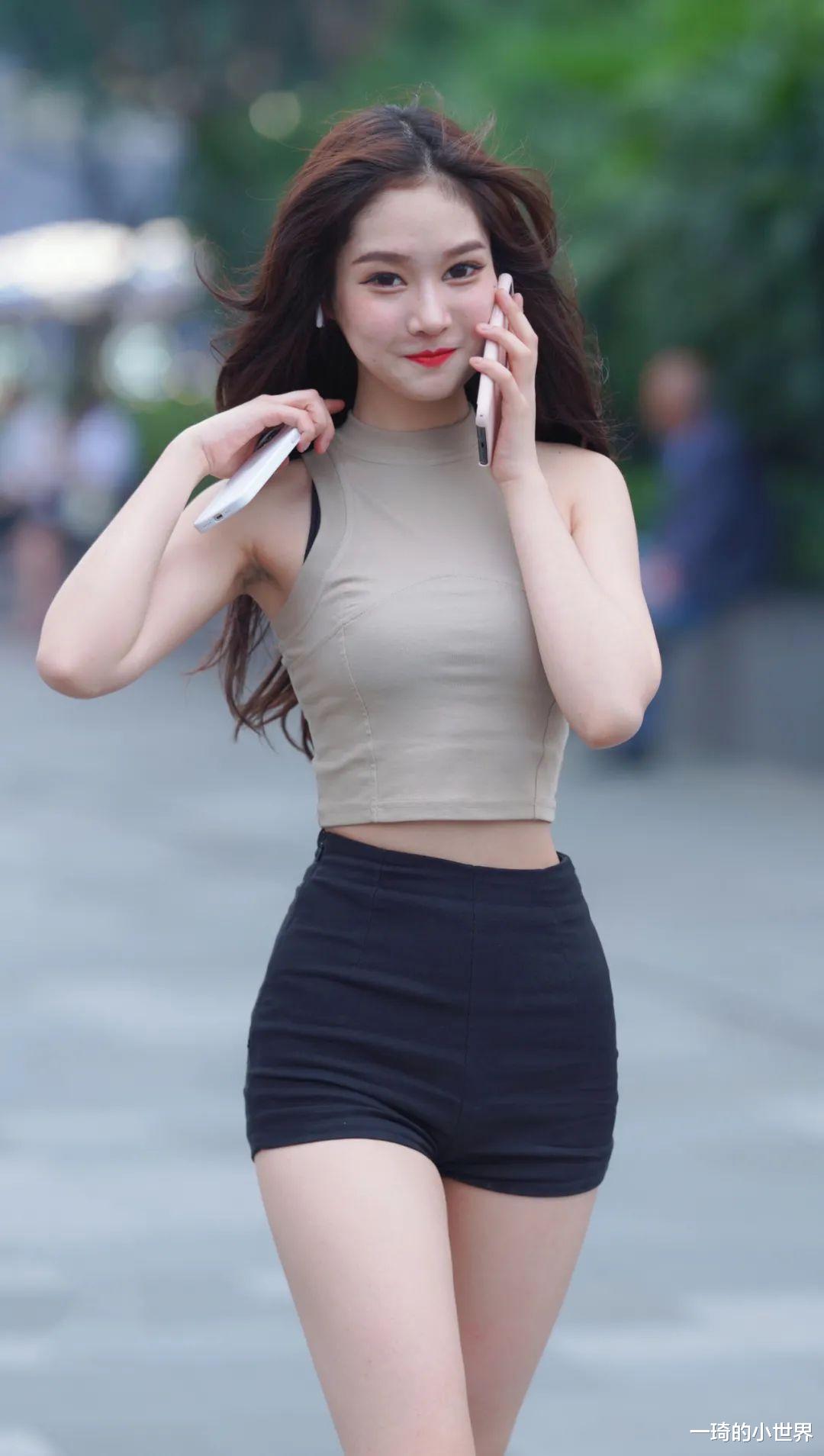 一琦的小世界|一枚活泼可爱的小姐姐，魅力远胜都美竹了吧？