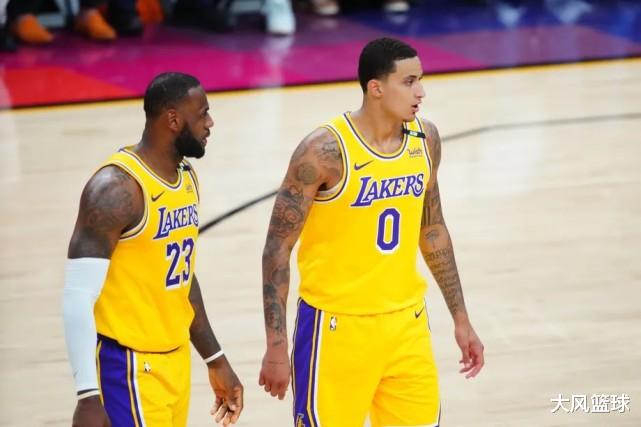 湖人队|输掉天王山！全场0分+在场输17分，事实证明，你只会拖湖人后腿