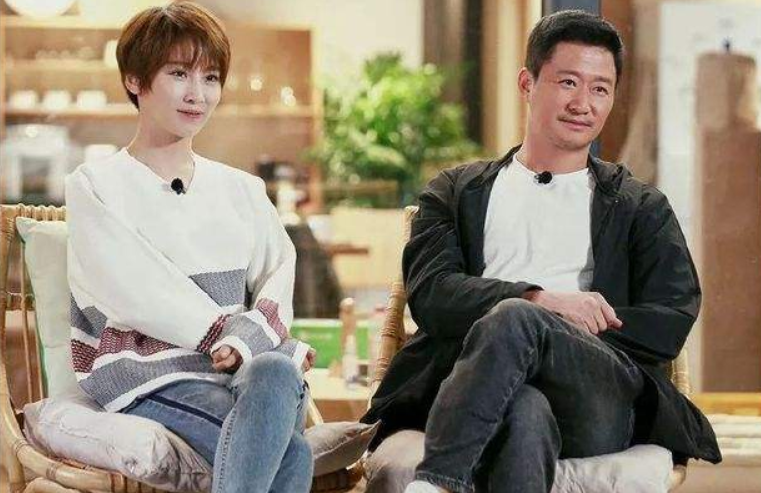 吴京|吴京儿子拍戏正式出道，4岁的吴虑长相硬朗，眉眼之间神似谢楠