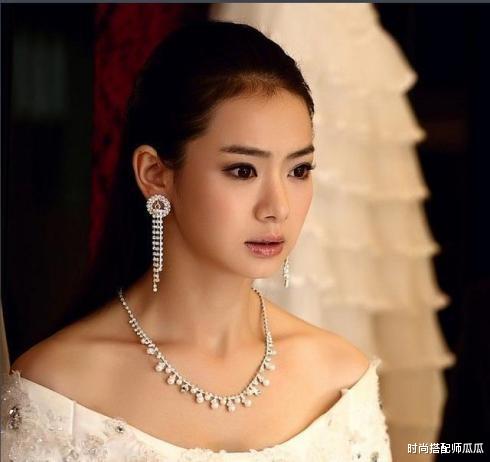 发际线|?你适合“披头发”还是“扎头发”,主要取决于三个部位,发际线很关键