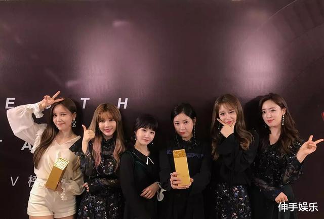 T-ara|2022年CP出炉？T-ara孝敏和足球选手黄义助携手共游瑞士！