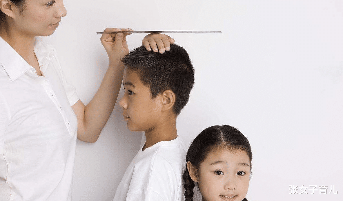 张女子育儿|爸爸身高185，15岁儿子却止步于158，不要忽视这些身高发育误区