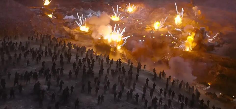 林小雪|《长津湖》破41亿,《唐探3》纪录不保,陈思诚又一部新片杀到了