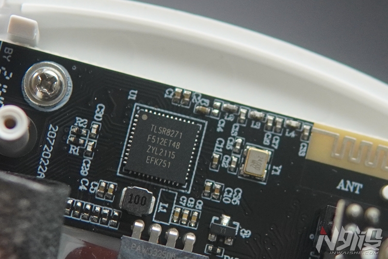 芯片|可换上盖设计 多彩M820猎境者三模无线游戏鼠标体验