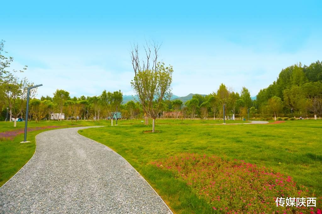 传媒陕西 春暖花开，太乙风雅绿道精彩呈现，真切感受到生态流入城市的惬意