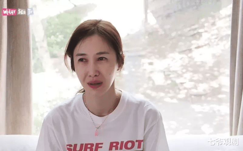 严泰雄|芭蕾首席老婆费尽心机,女儿和狗现身,严泰雄的错众人来抹