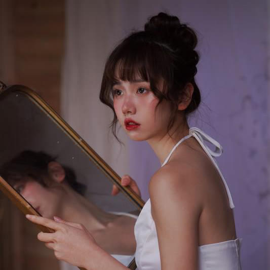 发型 同一件衣服，别人穿得好看你穿却是买家秀，这个“锅”让发型来背