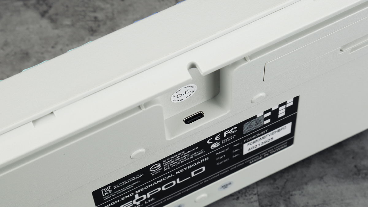 机械键盘|LEOPOLD FC980M BT荷本版机械键盘评测：这下真的退烧了