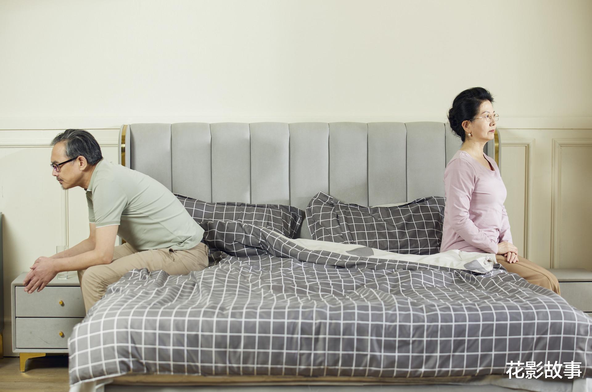 花影故事|没感情也不离婚的人:中年夫妻的“苦”,都是从不得已开始的