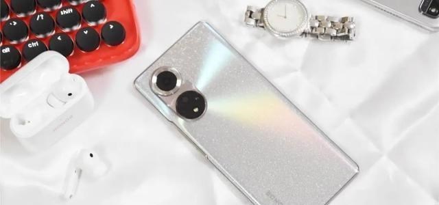 奶爸育儿宝库|荣耀独立有点难!线下销售人员说出实话!荣耀50销量有“水分”!