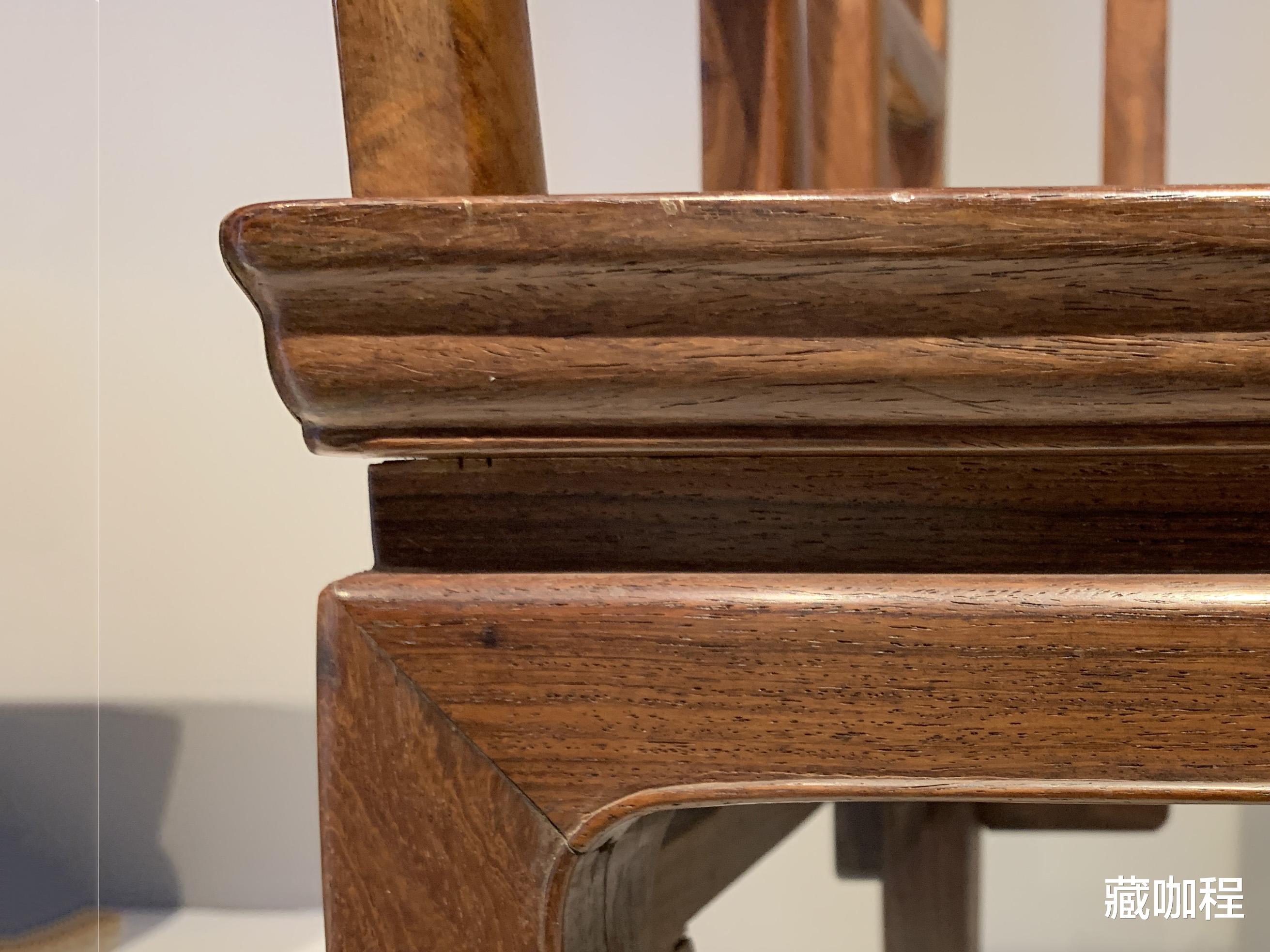 |有束腰、马蹄足,另类清式黄花梨椅