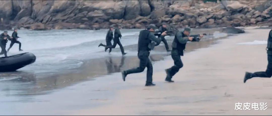 郑爽|赵文卓也下海做导演了！他这部导演处女作，看完我一言难尽