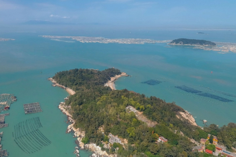 城市旅人白箐箐 继长泰区之后，漳州又一员“小将”出圈，石英砂储量约2.7亿吨