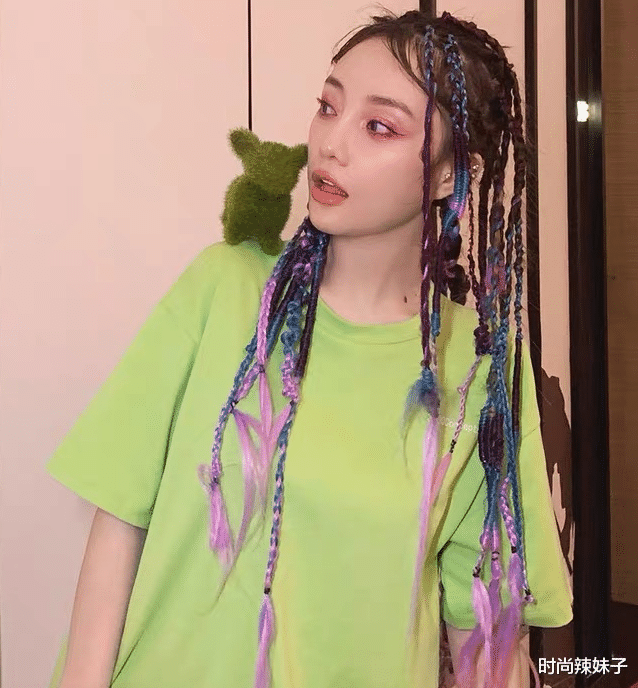 李小璐|有种“可惜”叫李小璐，光腿打扮秀身材，为何就不能参加《浪姐》